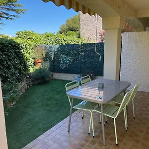  Appartement Appart-st Cyr Sur Mer-la Madrague-4pers-parking